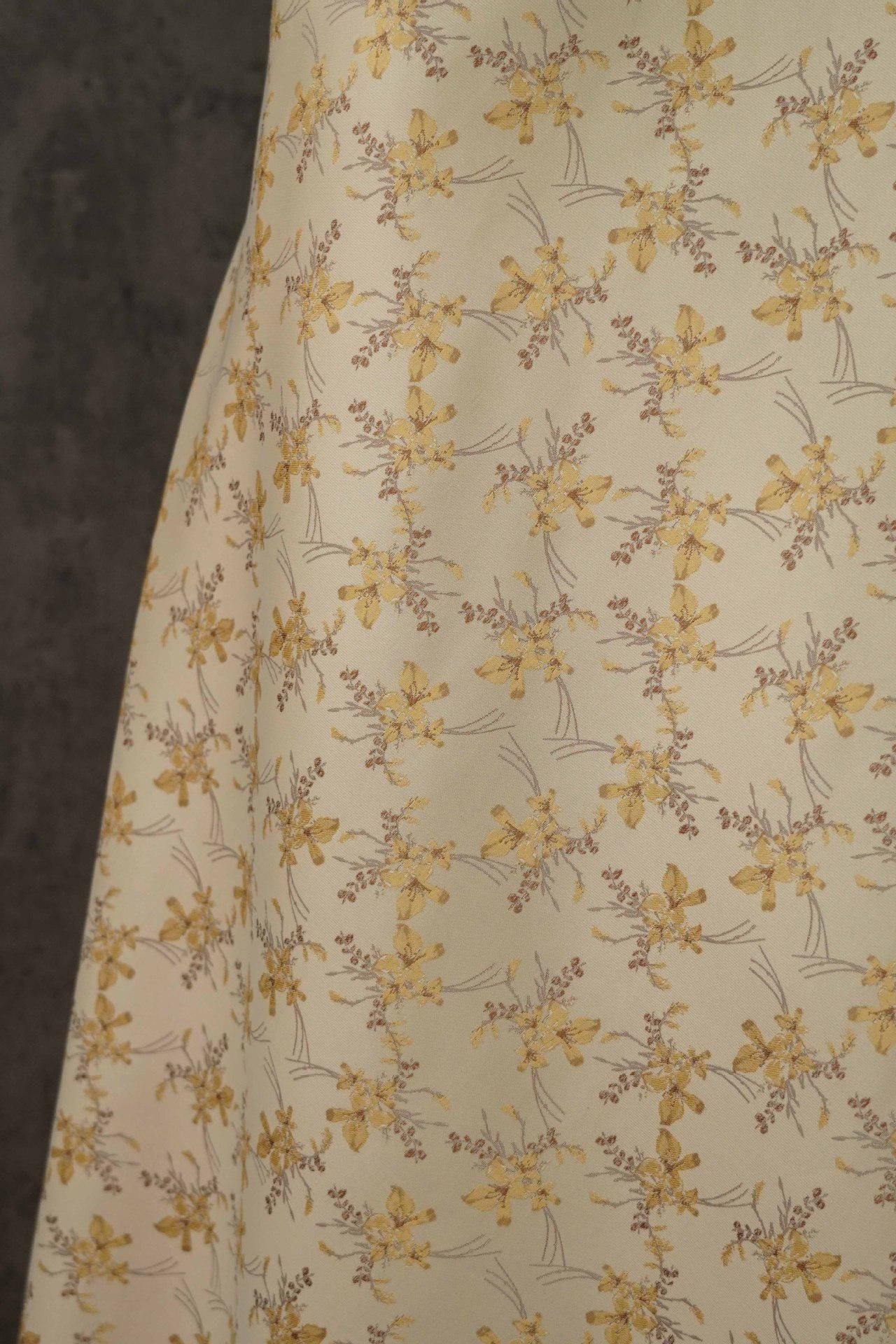 Beige Metallic Floral Jacquard Fabric: Reversible Woven Upholstery, 63"W