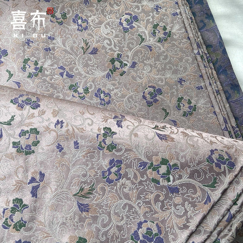 Tissu brocart floral rose et violet : 59 pouces, style zen, pour ameublement