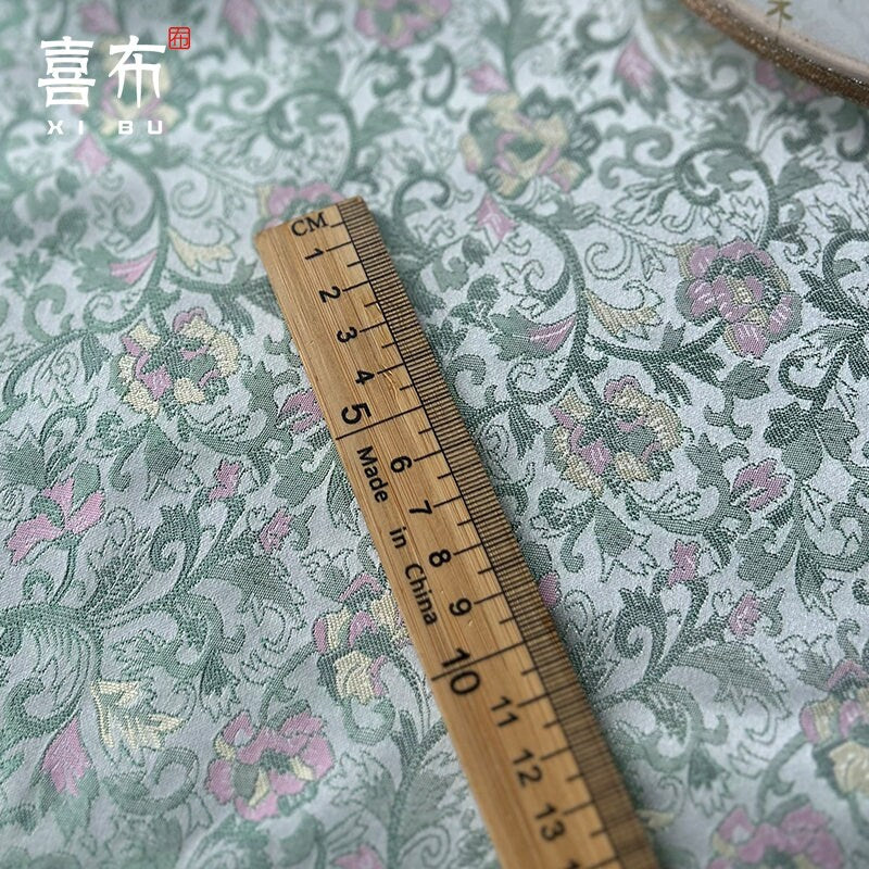Tissu brocart floral rose et violet : 59 pouces, style zen, pour ameublement