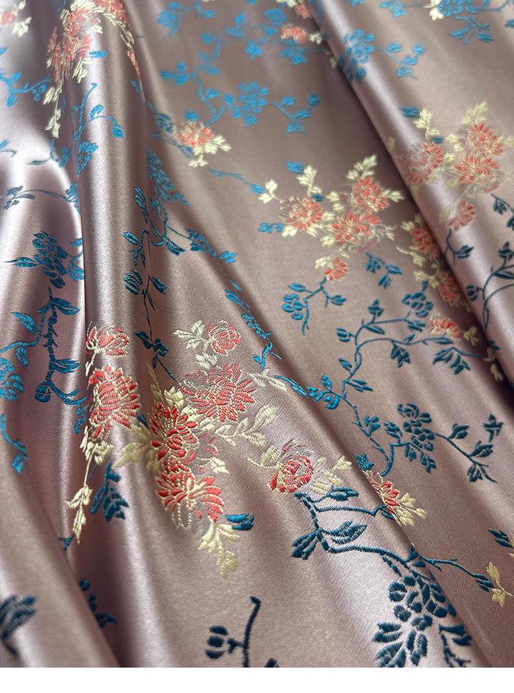 Brocart de soie damassé : tissu chinois à motifs floraux, largeur 75 cm (29,5 po) - Vendu au mètre
