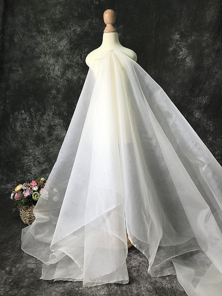 Dyeable 100% Silk Organza Fabric: 6 Momme, 45" Wide