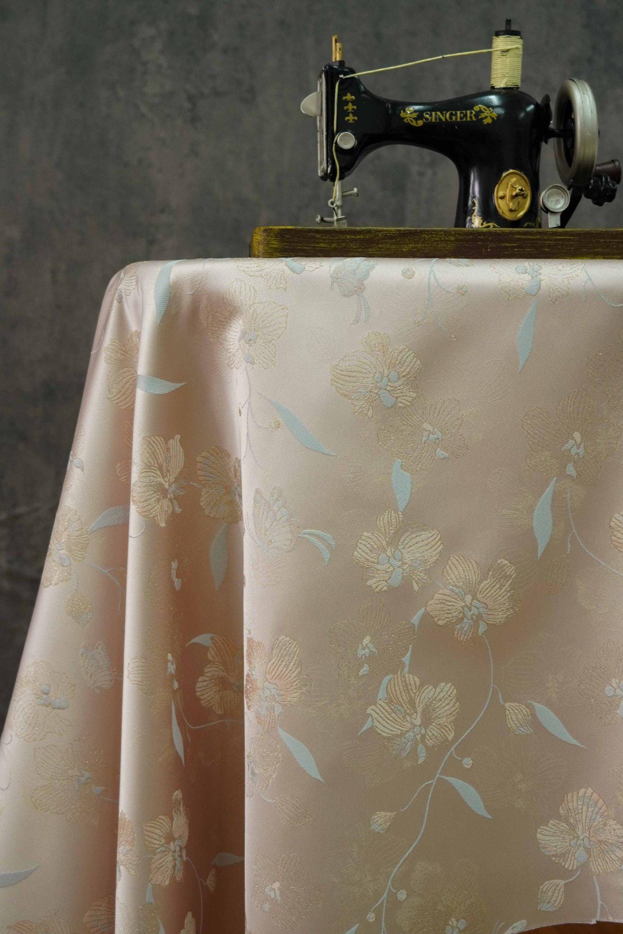Tissu brocart à motifs floraux : Damas de soie Song 55 pouces, pour costumes et décoration - Vendu au mètre