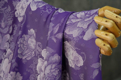 Tissu d'ameublement en satin de soie Peony Tea : 55 po de largeur, texture riche