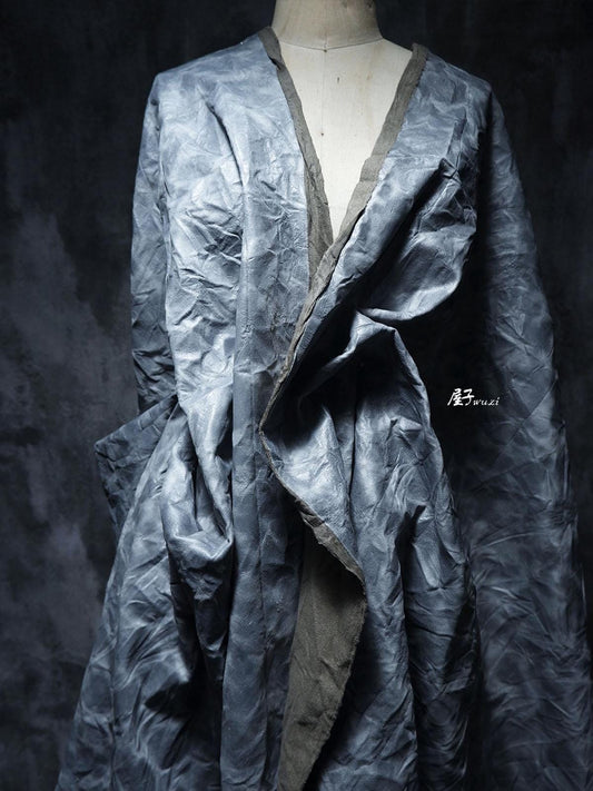Tissu en cuir PU lavé : texture froissée vieillie, 130 cm de large