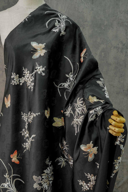 Palace Style Brocade Jacquard Fabric: Damask Decor, Drapery, Upholstery - 60"W