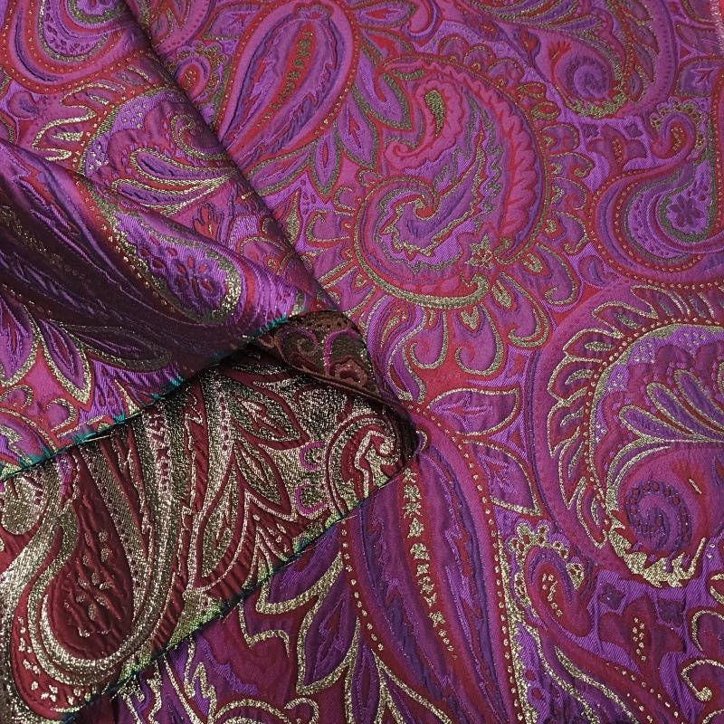 Gold Thread Paisley Jacquard Fabric - 56" Wide Designer Clothing