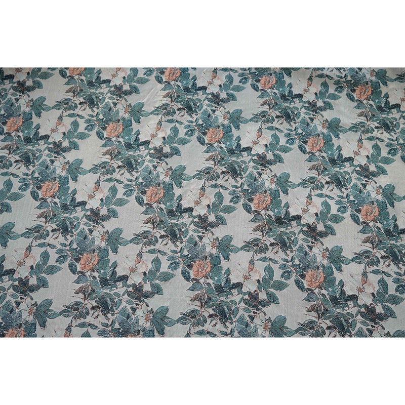 Tissu jacquard lurex à motif floral : revêtement tissé en relief 3D, 165 cm de large