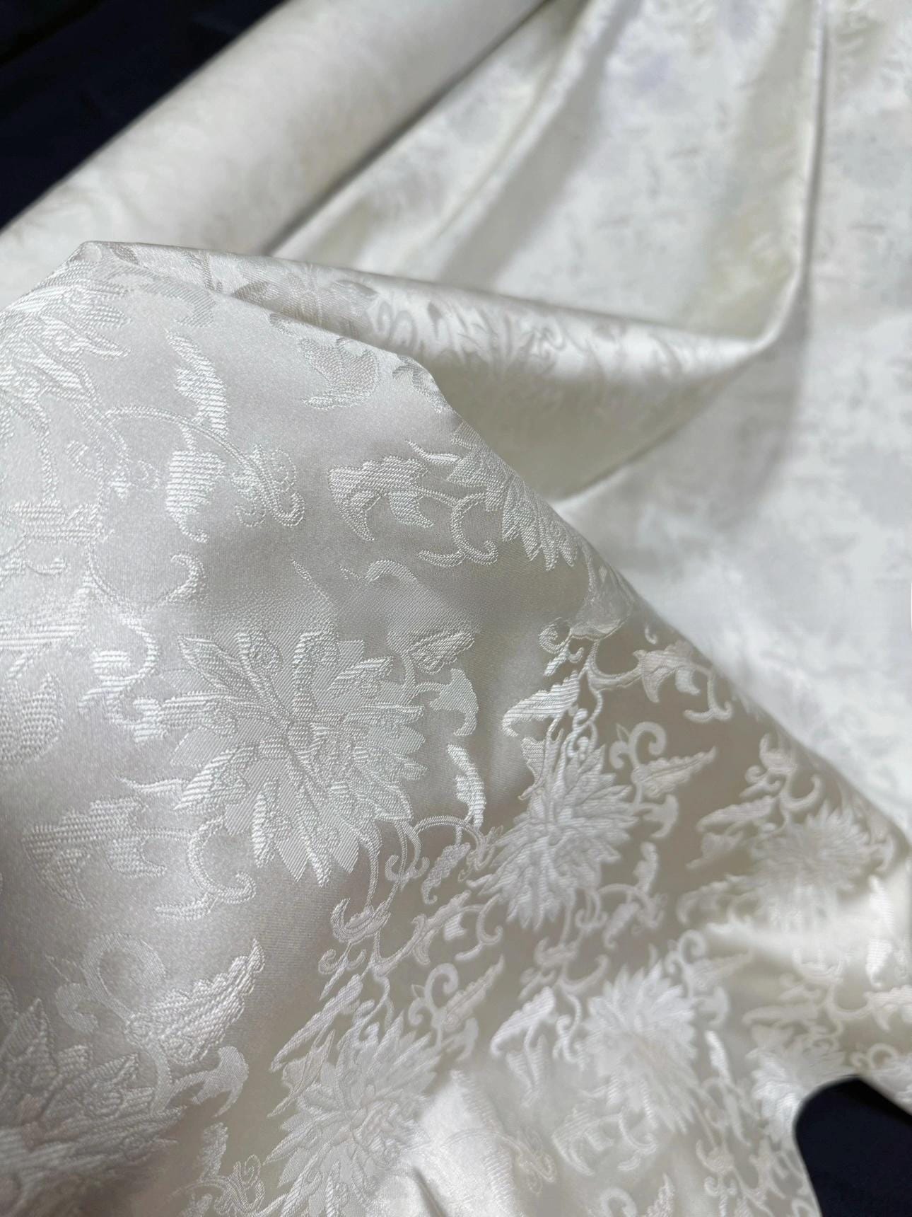 Jacquard Fabric for Cheongsam, Vest, Hanfu Skirt ��� Traditional Chinese Style Designer Clo"W