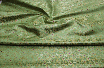 Tissu brocart à marguerites : mélange de soie et de rayonne pour cheongsam et qipao chinois