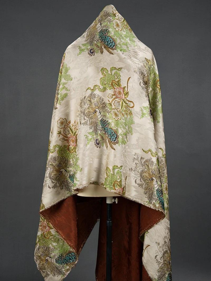 Tissu satiné de soie « Thé Paon » : Ameublement vert, costumes, rideaux (58 po L)