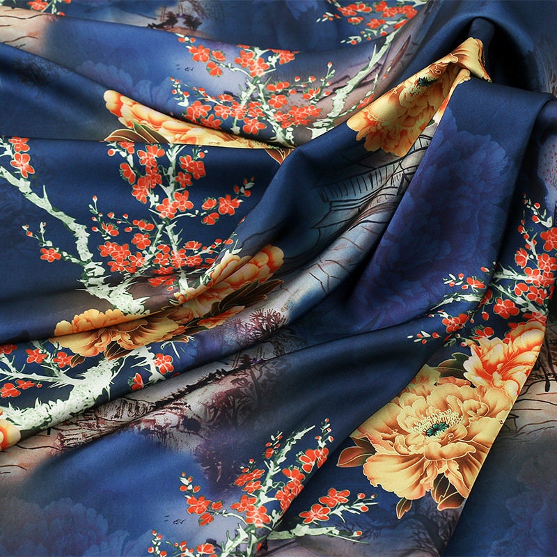 Tissu satin de soie imprimé pivoines - 150 cm de large - Couture, costumes, décoration
