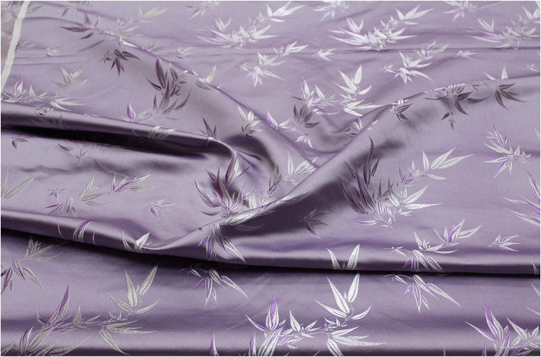 Tissu brocart de soie à motifs bambou et fleurs : largeur 75 cm, matériau de couture coloré