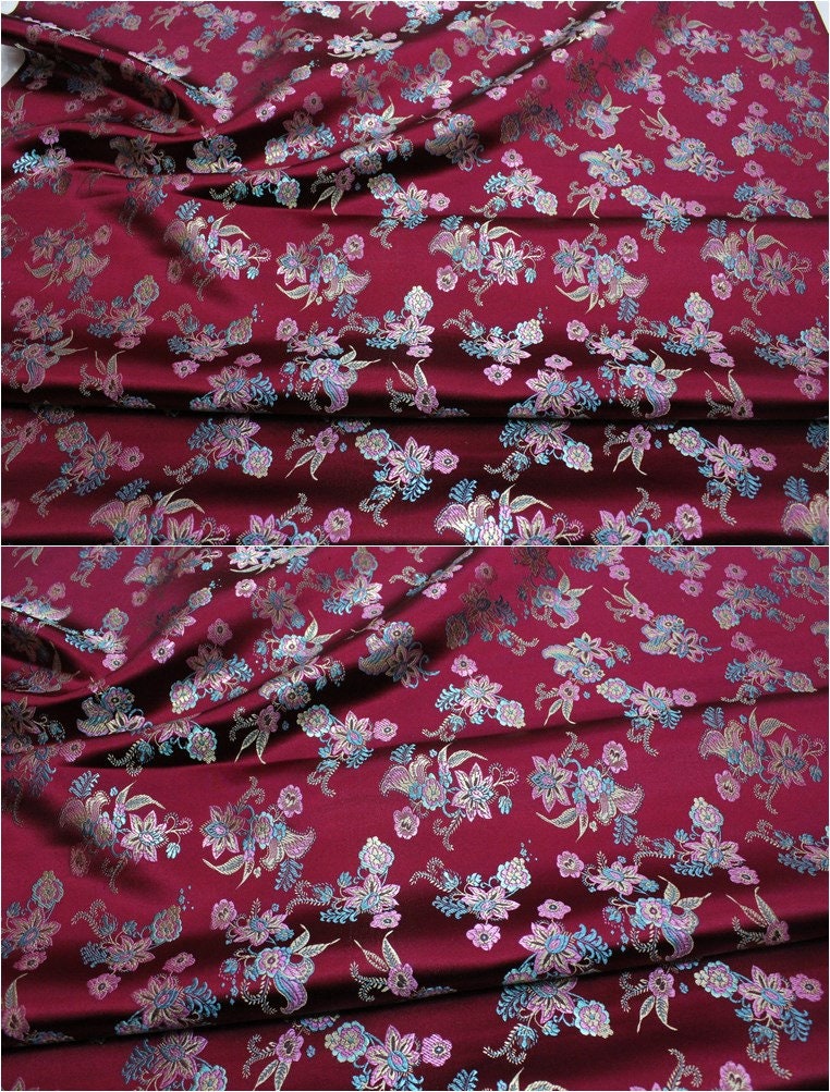 Tissu brocart à motifs floraux : mélange de soie et de rayonne, largeur 75 cm