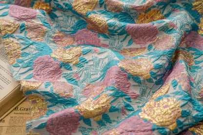 Tissu jacquard à motif floral et fils d'or : texture peinture à l'huile 3D, largeur 140 cm