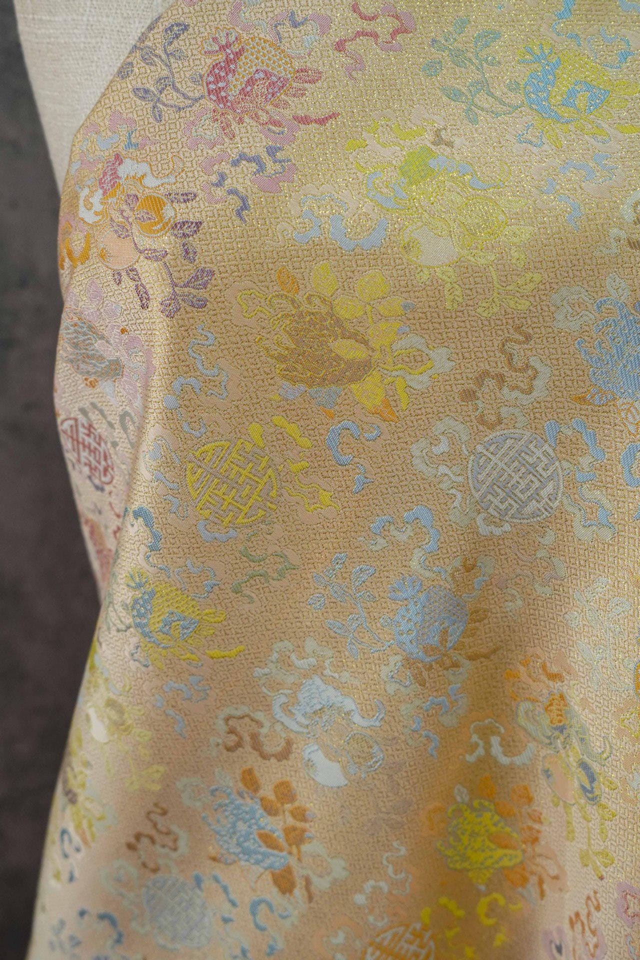 Three Fortunes��� Brocade ��� Traditional Song-Inspired Gold Thread Jacquar" Wide