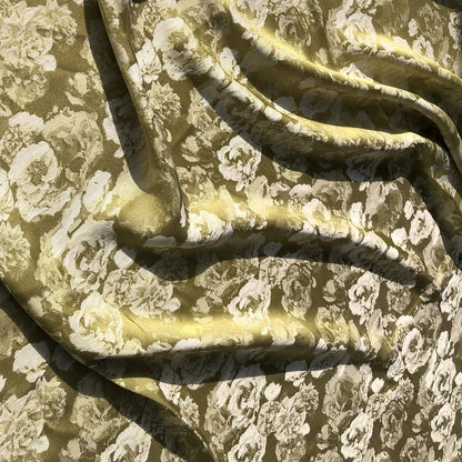 Tissu jacquard rose : mélange coton-rayonne double face (57 po L)
