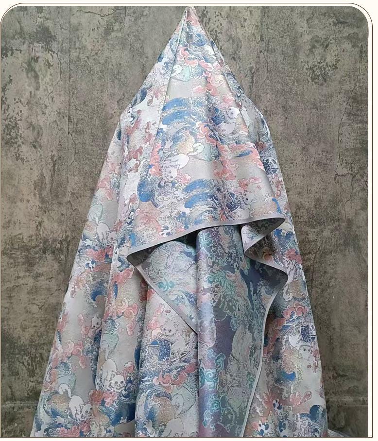Tissu Jacquard Chat Navigateur – Motif tissé or métallisé, Couture & Maison