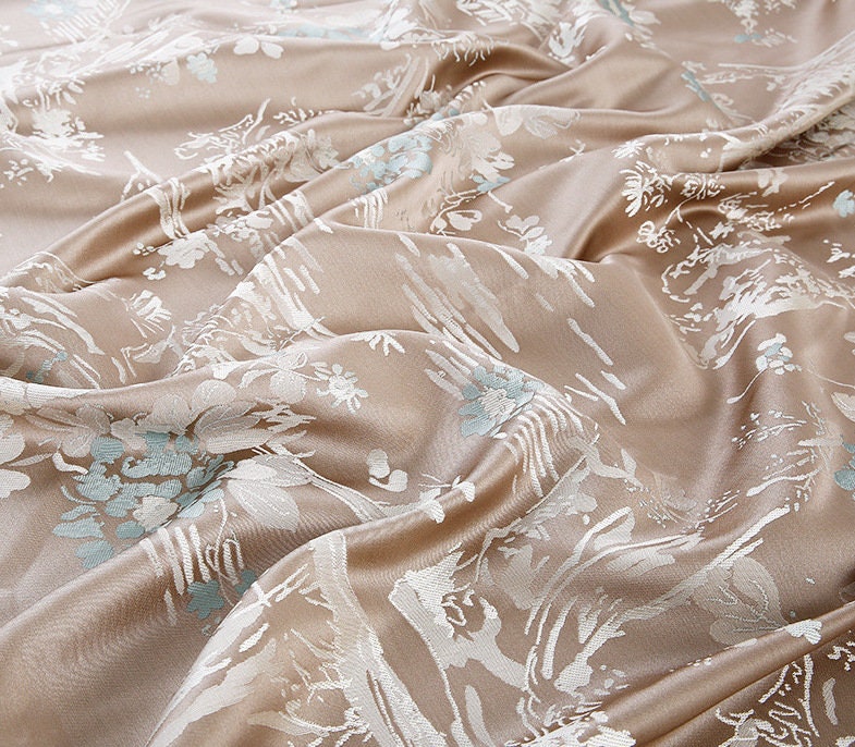 Tissu jacquard brocart oriental : Damas style palais (au mètre)