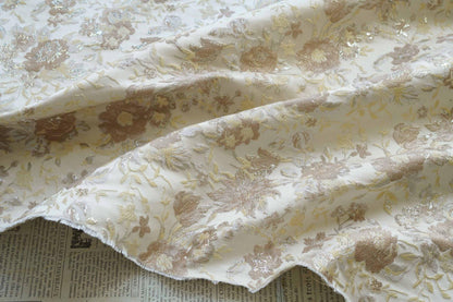 Tissu jacquard à fil argenté : tissu d'ameublement 3D vintage et pour robes de bal