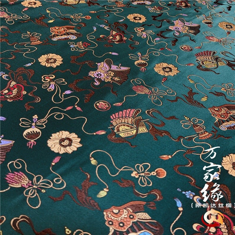Tissu brocart de soie à motif floral : 75 cm de large, jacquard damassé, décoration de costumes