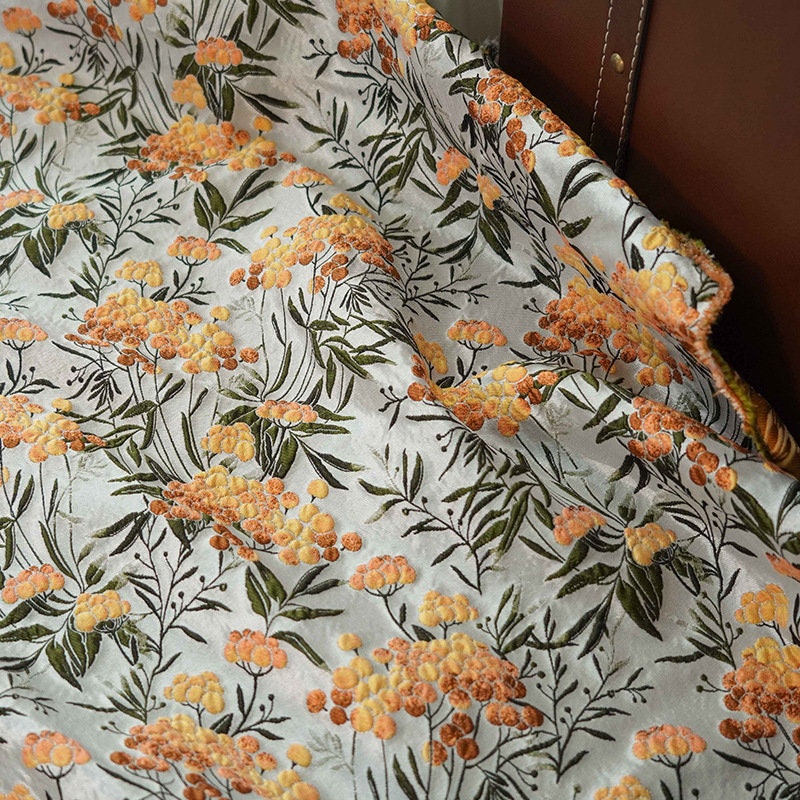 Floral Jacquard Fabric: 3D Embossed Gold Shimmering Woven Material
