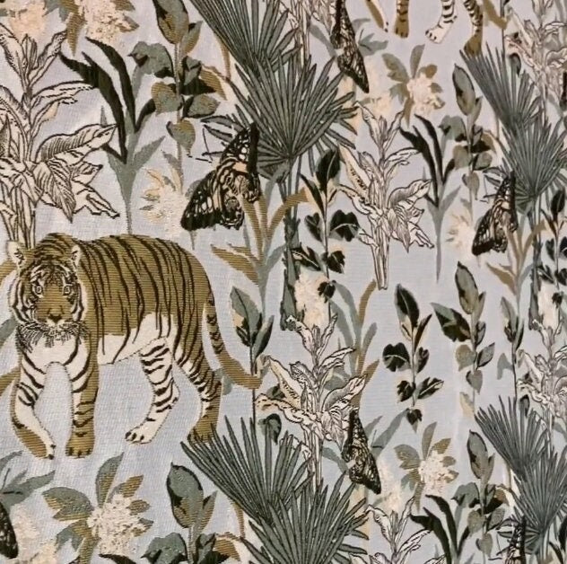 Tissu jacquard tigre : revêtement d’ameublement gaufré de fil doré, 160 cm de large