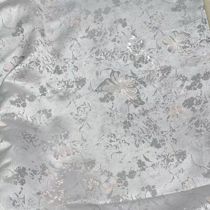 Tissu brocart papillon gris argenté - Jacquard élégant, 147 cm de large