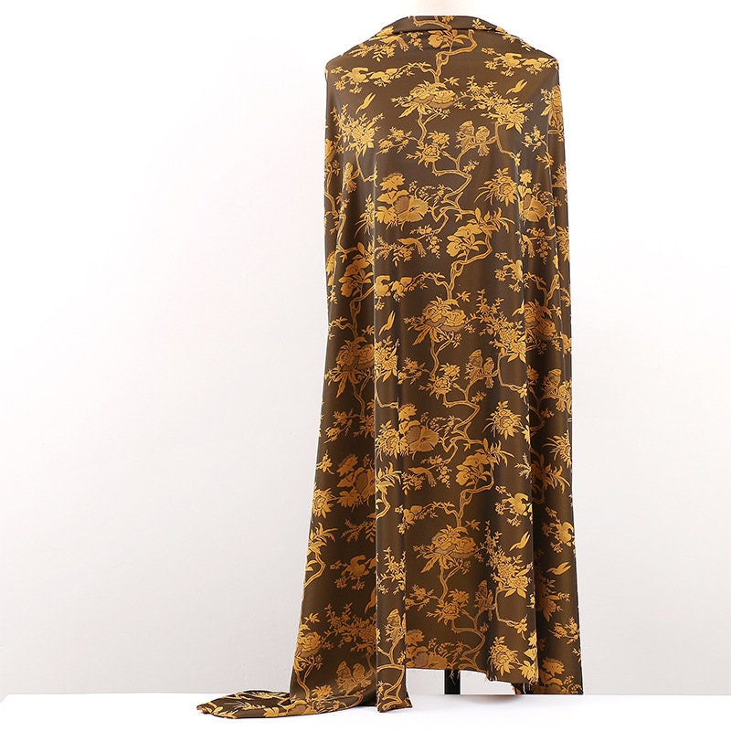 Tissu damassé à motifs d'oiseaux et de fleurs : imprimé en fil rouge nuage, 150 cm de large