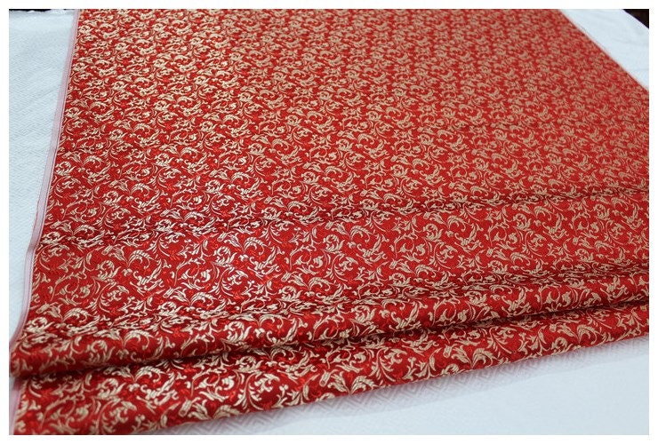 Tissu brocart métallisé à motif cachemire : jacquard chinois, 74 cm de large