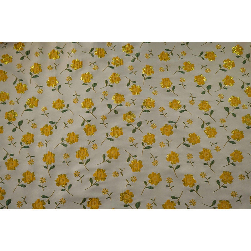 Gold Shimmering Flower Jacquard Fabric: 3D Embossed Woven Material