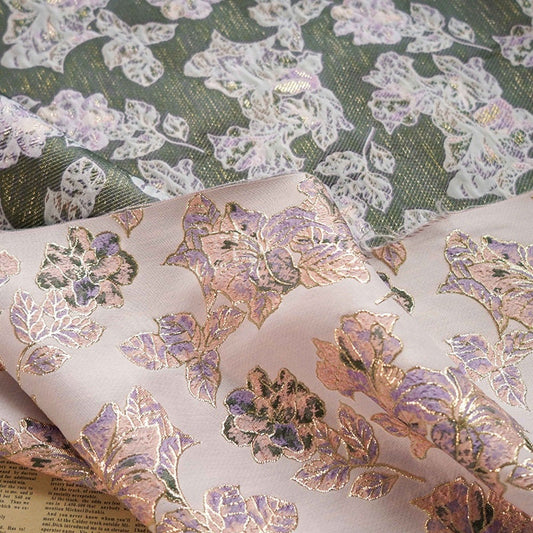 Tissu jacquard floral à fil doré : texture cloisonnée 3D, largeur 140 cm