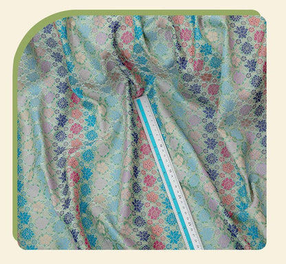 Tissu Nishijin Ori : Jacquard tortue, tissu d’ameublement japonais pour mariages (59 pouces de large, au mètre)