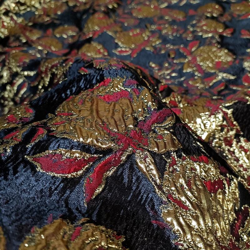 Vintage Gold Thread Jacquard Fabric: 3D Embossed Woven Material