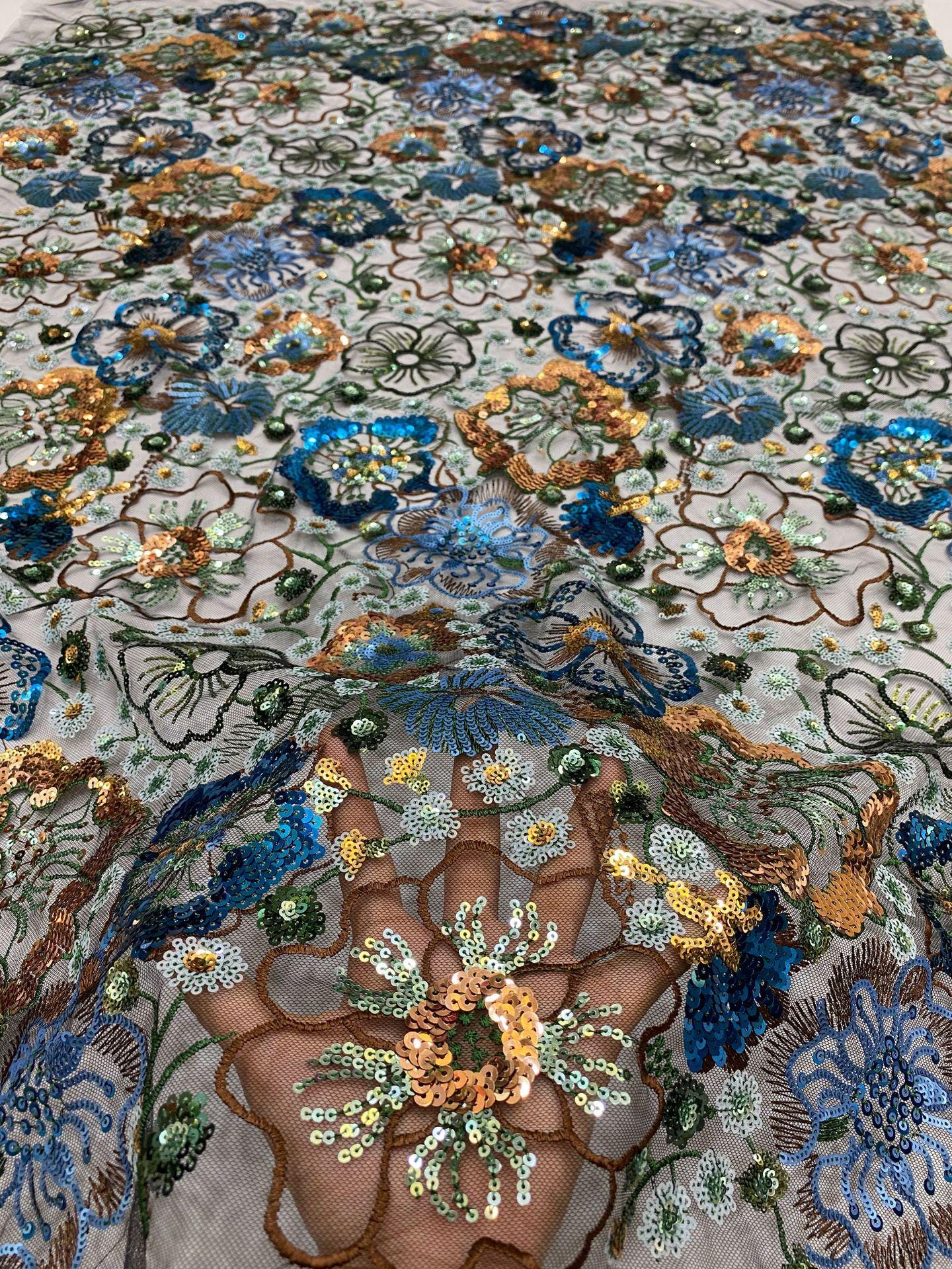 Tissu en dentelle à sequins brodée de fleurs, 124 cm de large