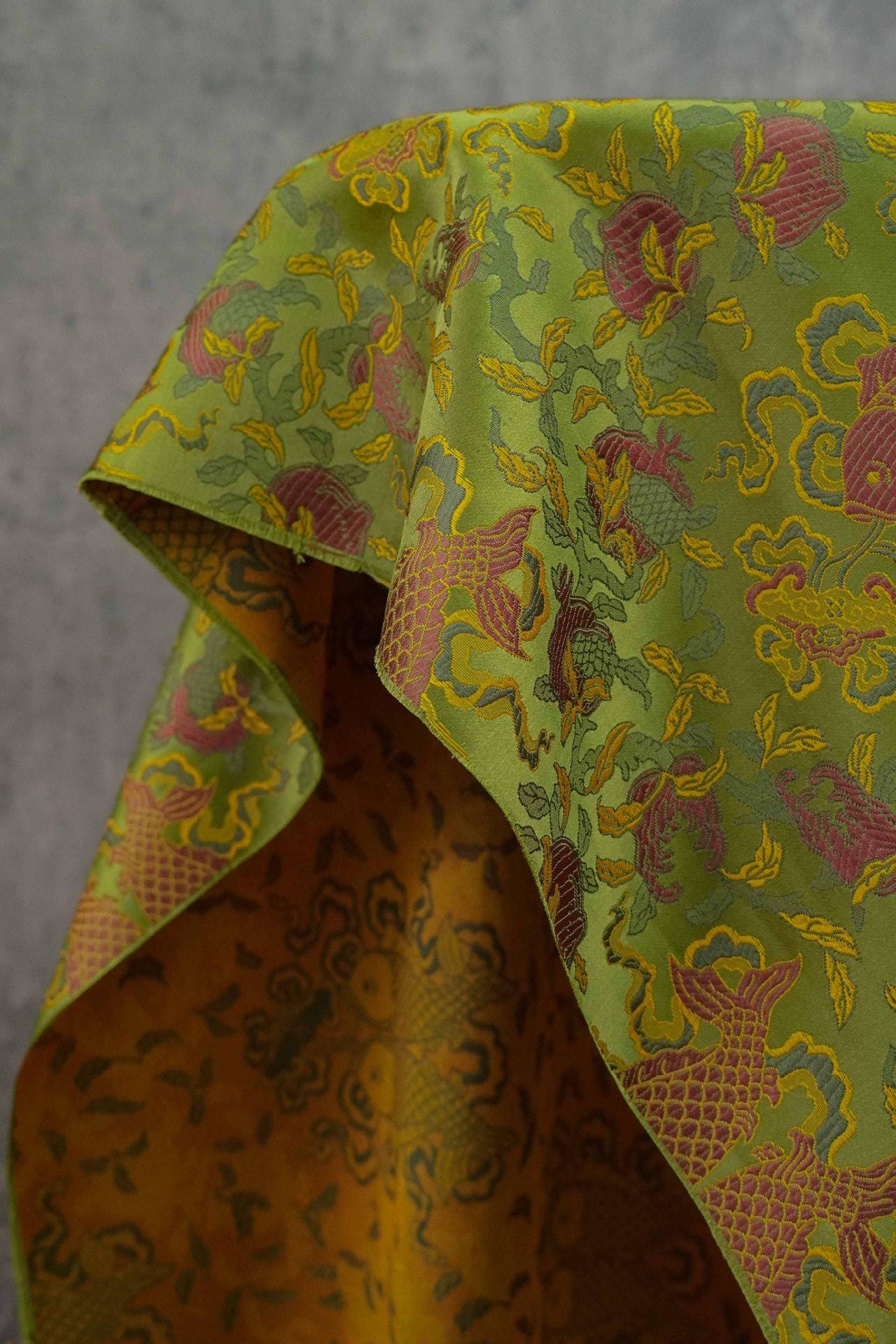 Eight Treasures Double Fish Jacquard Brocade Fabric: Qipao, Hanfu Sewing