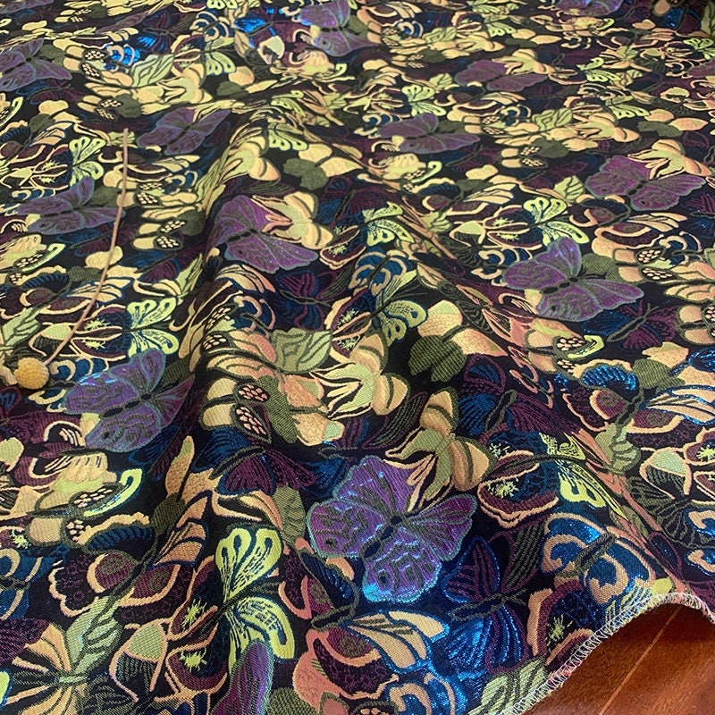 Butterfly Jacquard Fabric: 3D Embossed Yarn-Dyed Material, 57" Wide