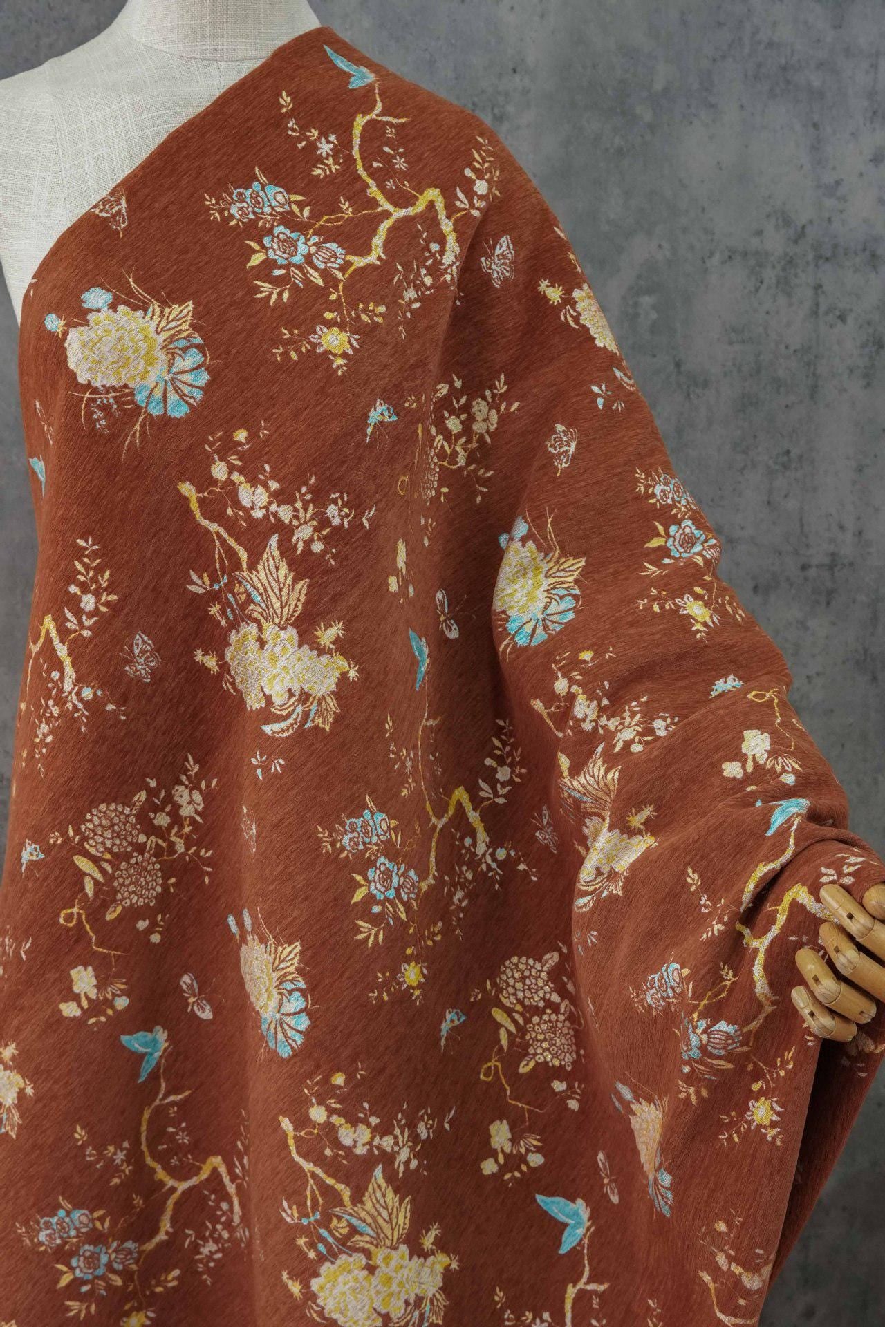 Retro Floral Chenille Jacquard Upholstery Fabric - Gold Thread, 59" Wide