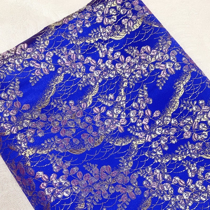 Floral Jacquard Brocade Fabric: 29.5" Wide Silk Rayon Blend