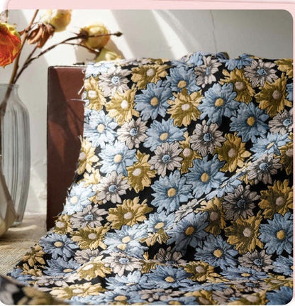 Tissu jacquard à motif floral : mélange de rayonne style vintage (160 cm de large)