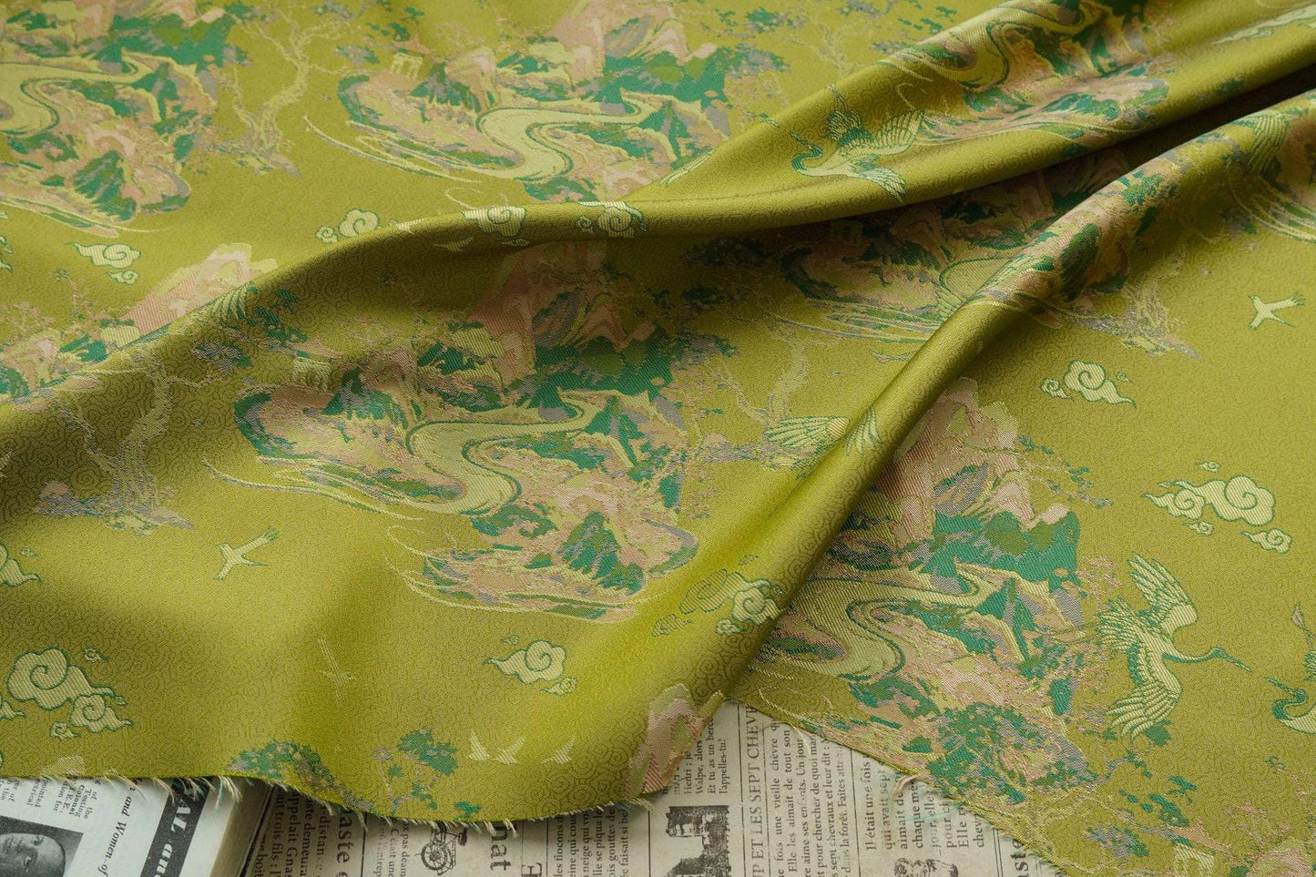 Embossed Jacquard Fabric: 3D Yellow Green Retro Upholstery, Dress, Curtain Material