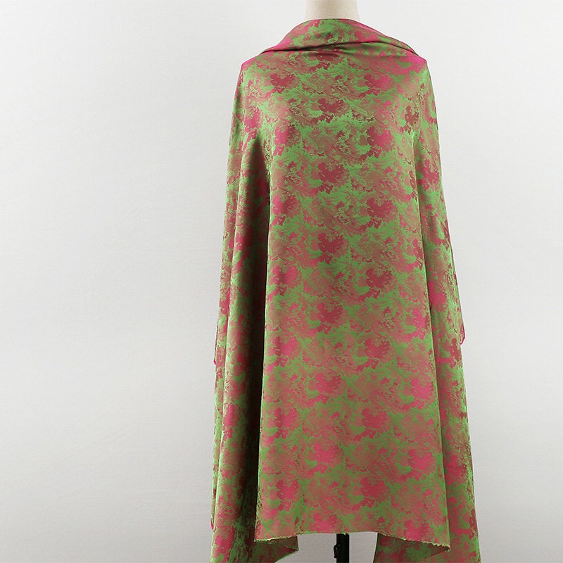 Tissu jacquard en rayonne : gaze cantonaise imprimée numériquement de 150 cm de large