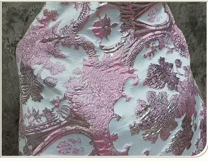 Tissu jacquard métallisé 3D rose, européen et américain, pour vêtements ��� Textile de luxe et de mode Large