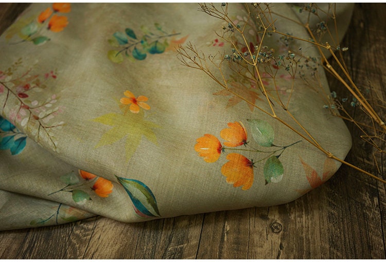 Tissu ramie à motif floral : textile doux et respirant, 140 cm de large