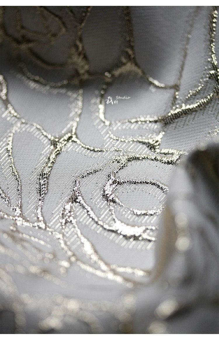 Gold Thread Rose Jacquard Fabric: 3D Texture Designer Sewing, 55" Wide