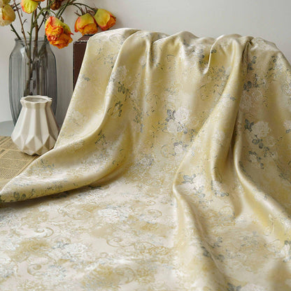 Tissu jacquard floral doré : revêtement d’ameublement réversible en relief, 160 cm de large