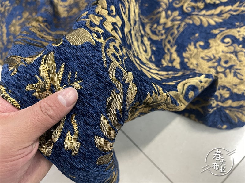 Tissu Jacquard Palais Bleu et Or : Damas de 55 po de large pour ameublement