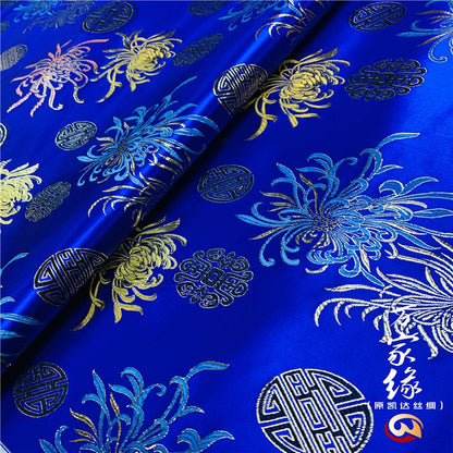 Tissu brocart de soie chrysanthème : damas jacquard bleu (29,5 po L)