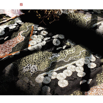 Tissu brocart doré tissé Nishijin : Soie jacquard chrysanthème (29,5"/59"L)