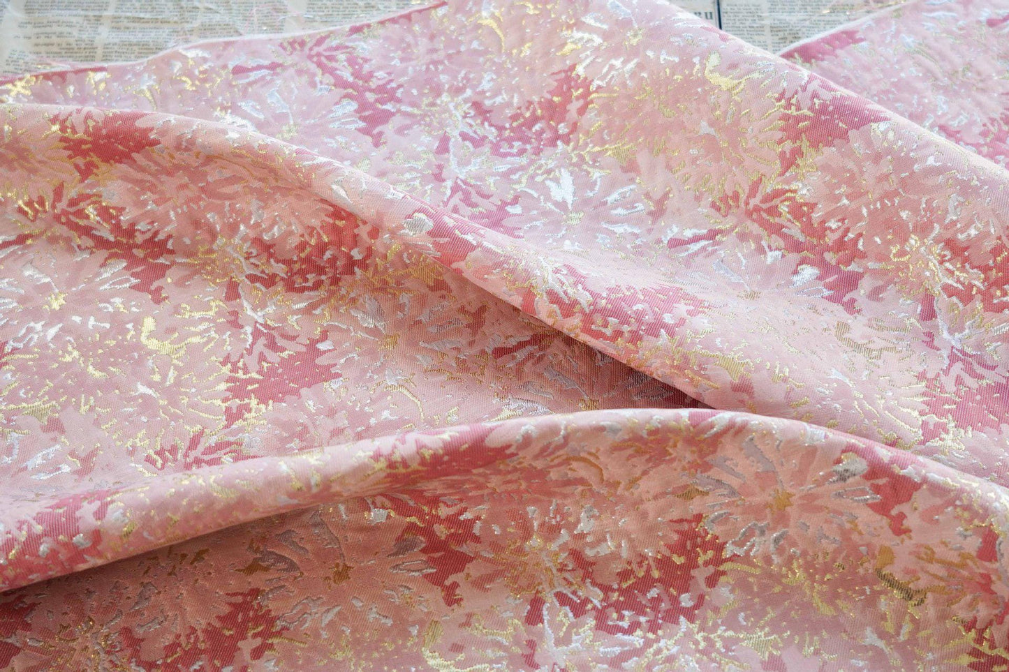 Gold Thread Woven Jacquard Fabric: 3D Shimmering Embossed Floral (59"W, By The Meter)