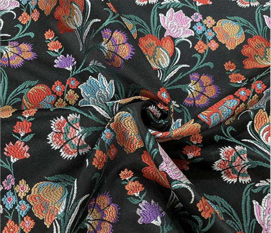 Tissu brocart à motifs floraux : mélange soie-rayonne de 145 cm de large, tissu pour la confection de cheongsams et qipaos.